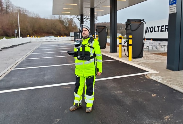 Gebäudeaufnahme mit mobilem 3D-Laserscanner zur Erstellung von Grundrissen und Wohnflächenberechnung